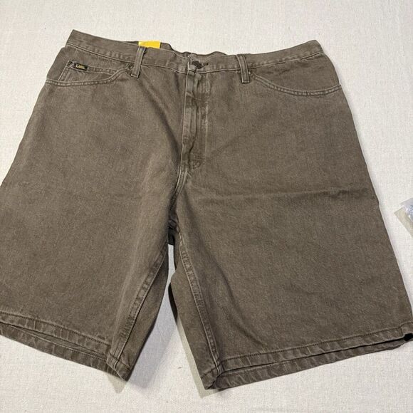 NWT Lee Denim Shorts Men's Size 42 Brown Regular Fit 10” Shorts - Picture 1 of 6